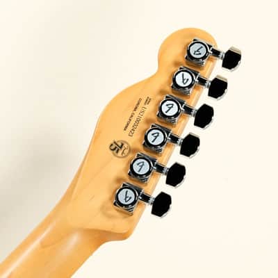 Fender American Ultra Luxe Telecaster 2-Color Sunburst [US210032423] (06/11) image 2