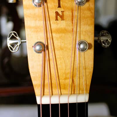 Martin Custom Shop 0M-28 Alpine Spruce Red Curly Maple image 4