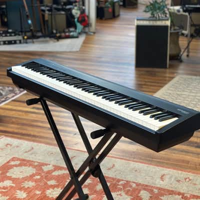 Roland FP-30X Digital Piano - Black image 8