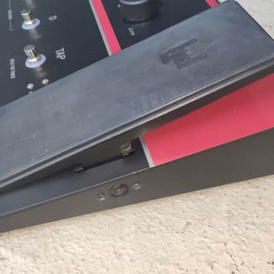 Line 6 AMPLIFi FX100 Tone Matching Amp / Effects Modeler image 6
