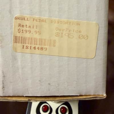 SUPER RARE (only 100 made) Tone Candy Skull Overdrive Pedal - 2011 - MIB - signed by Mike! image 12