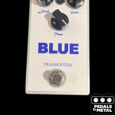 Blue Peashooter - White - X19938 image 1