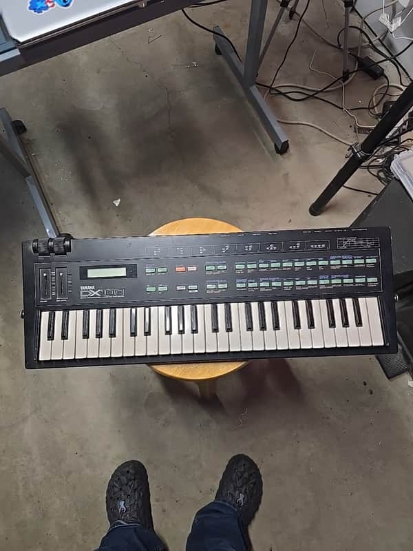 Yamaha DX100 Programmable Algorithm Synthesizer 1985 - Black As Is image 1