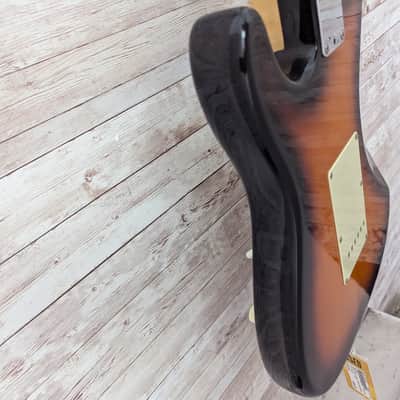 Used Fender 40th Anniversary American Standard Stratocaster image 16