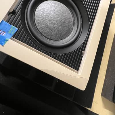 Bowers & Wilkins CWM LCR7 Speaker #5 image 4