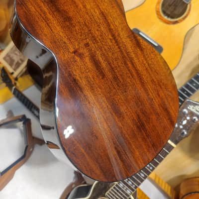OlaMestre PO cedar cuban mahogany tenor ukulele with pickup image 9