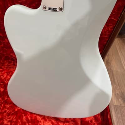 Fender American Vintage "Thin Skin" '62 Jazzmaster LTD 2024 Sonic Blue Offset UK Bridge 9.5” Radius image 4