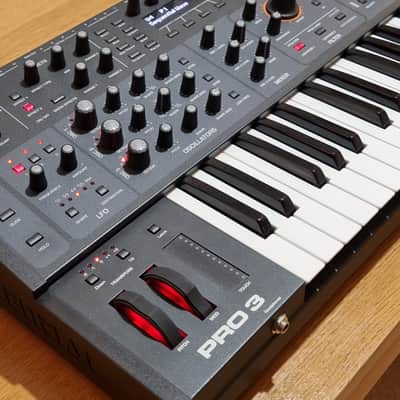 Sequential Pro 3 37-Key 3-Voice Monophonic / Paraphonic Synthesizer 2020 - Present - Black image 6