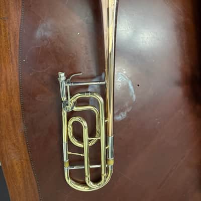 Conn 52H F-Trigger attachment. Slightly used image 2
