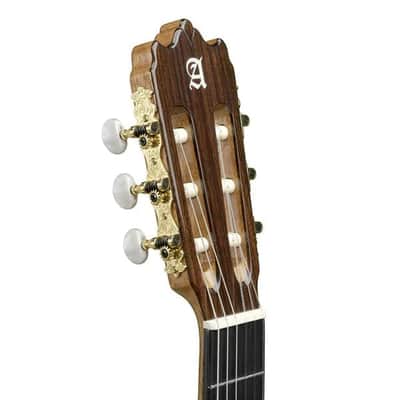 Alhambra 4 P Conservatory Nylon-string Classical Guitar - Natural image 4