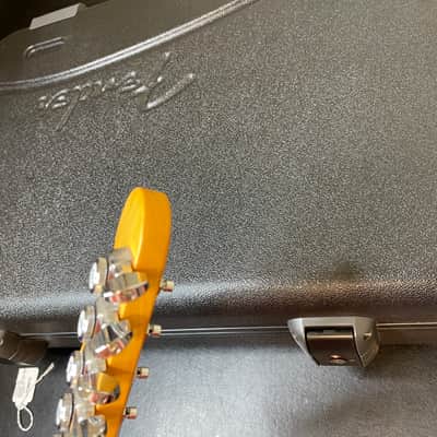 Fender American Ultra Jazzmaster 2020 - UltraBurst w/Flat Case image 4