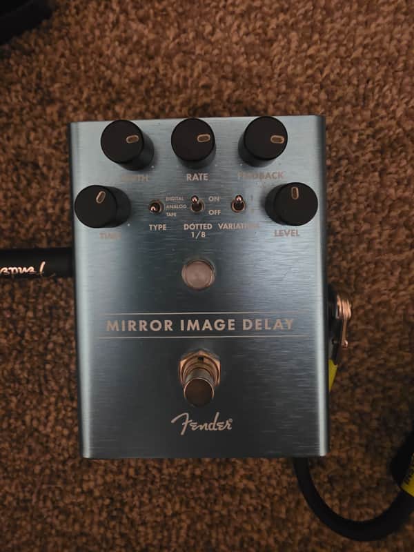 Fender Mirror Image Delay