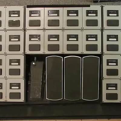 Quark Pedal Board Ex Steve Howe YES ASIA 1980 image 1