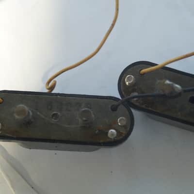 Mustang Bass Pickup - gray back image 2