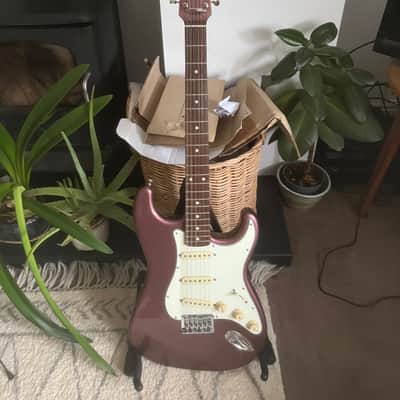 Fender ST12 TX 12-String Stratocaster MIJ 2004 - 2007 - Burgundy Mist Metallic image 1
