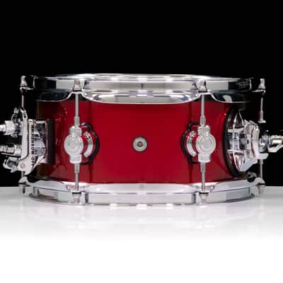 DWe 5x10 Black Cherry Metallic Snare Drum Bundle (Drum, Hub and Software) image 6