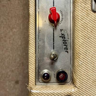Gibson Explorer GA-18 Tweed Vintage Tube Guitar Combo Amp 1x12" Vibrato 1960 image 10