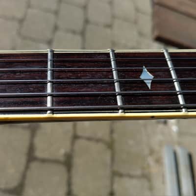 Aria AE100 1982-1984 - Red Burst image 10