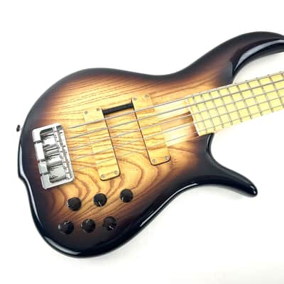 F Bass BN5 2009 - Tobacco Burst image 1