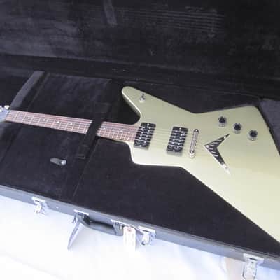 Dean Z USA 1000 Series with dean case explorer destroyer image 1