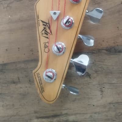 Peavey T-40 with Maple Fretboard 1978 - 1988 - White image 2