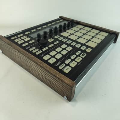 Native Instrumens Maschine MK2 Real Oak Wood Stand Side panel MIDI control Wooden Stand image 3