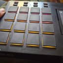 Akai MPC Live Standalone Sampler / Sequencer 2017 - 2020 - Black