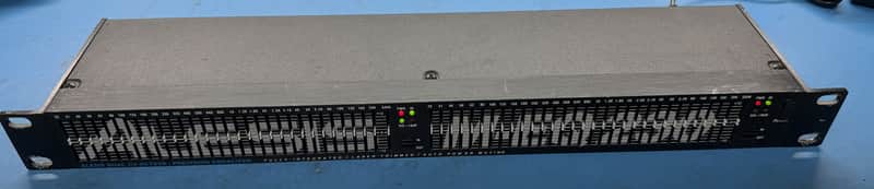 Alesis Alesis M-EQ 230 Dual 1/3 Octave Precision Equalizer. image 1