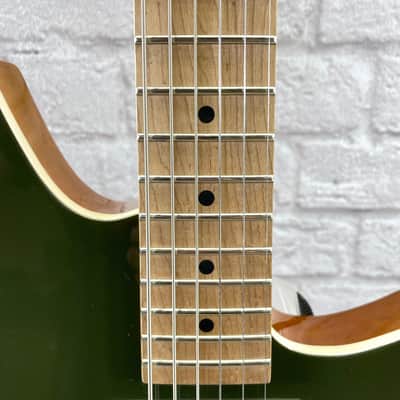 Reverend Guitars Descent - in Army Green image 5