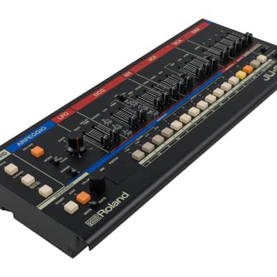 Roland Boutique JU-06 Virtual Analog Synthesizer Module [USED] image 2