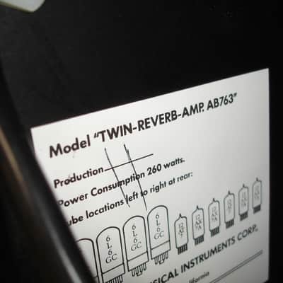 2002 Fender '65 Twin Reverb 85-Watt 2x12" Combo Guitar Amp w/ Footswitch & Cover image 16