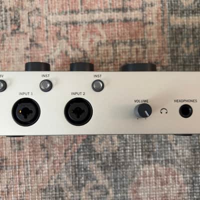 Universal Audio Volt 276 USB-C Audio Interface 2021 - Present - Tan / Gray image 3