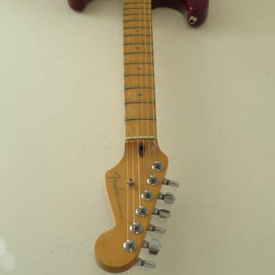 1998 Fender American Deluxe Stratocaster in Cranberry Transparent image 15