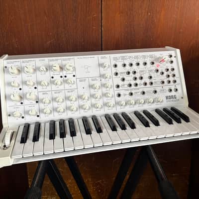 Korg MS-20 FS Semi-Modular Synthesizer White w/ case