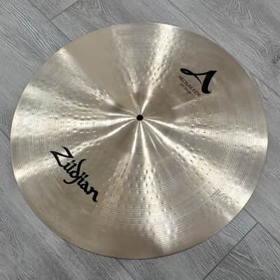 Zildjian 20" A Series Medium Ride Cymbal (Near Mint!) image 2