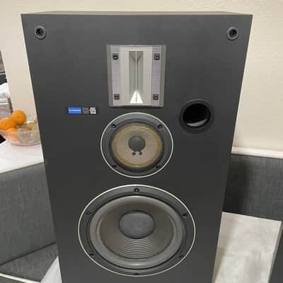 Rare Vintage Pioneer CS-05 3 Way Speakers (82) Japan Only W/ Ribbon Tweeters. Rare Vintage Pioneer CS-05 3 Way Speakers (82) Japan Only W/ Ribbon Tweeters. image 3