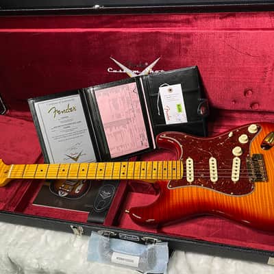 NEW! Fender Limited Edition Custom Deluxe AAA Flame Stratocaster - Hand Wound Pick-Ups - Gold Hardware - Aged Cherry Sunburst - 7.6lbs - Authorized Dealer - G07114 - WOW! image 18