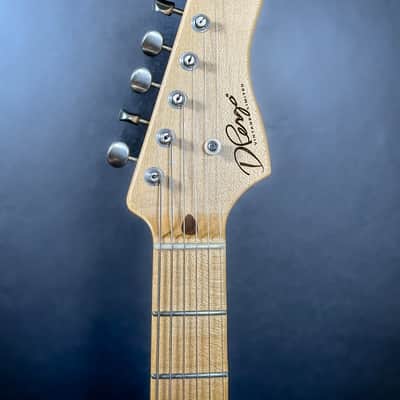 D'Pergo Vintage Limited Stratocaster image 3