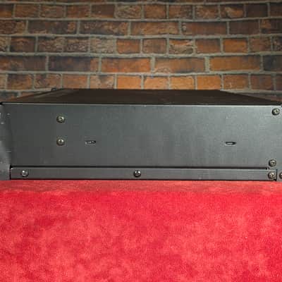 QSC CX204V 4-Channel Power Amplifier image 5