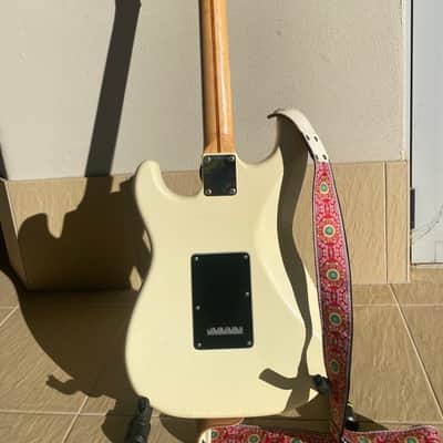 Made in Japan Squier Stratocaster 1986 - Olympic white image 6