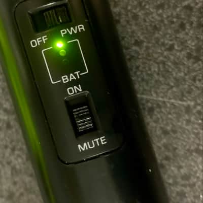 Shure lx2 SM58 wireless mic microphone image 5