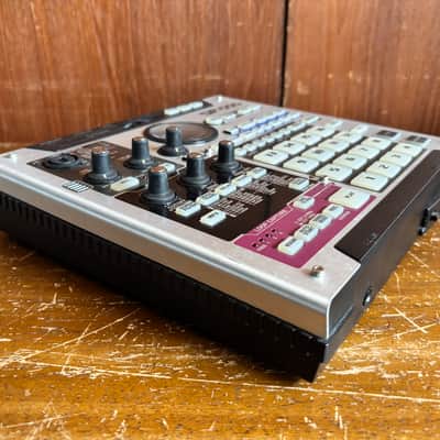 Roland SP-555 Creative Sampler with Performance Effects w/ power supply image 7