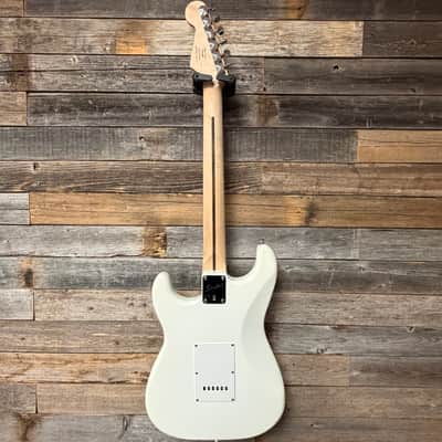 Fender Squier Bullet Stratocaster White image 8