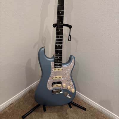 Fender American Elite Stratocaster HSS Shawbucker with Ebony Fretboard 2019 - Satin Ice Blue Metallic image 2