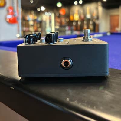 Ampeg Classic Analog Bass Preamp - Black image 4