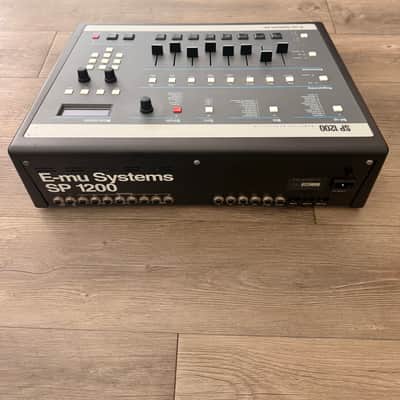 E-MU Systems SP-1200 8-Voice Drum Sampler 1987 - 1996 - Black image 2