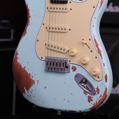 Dhatarattha SSS Strat-Style – Surf Blue Nitro Relic image 4