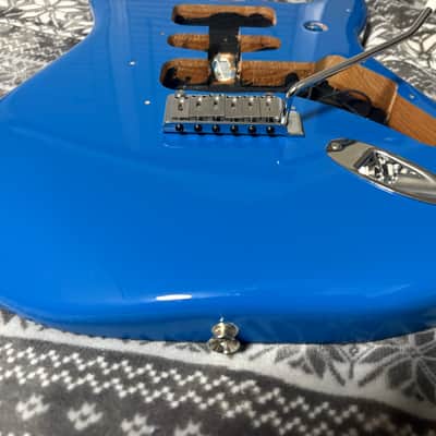 Fender Player II Modified Strat BODY + HARDWARE Alder Electric Blue image 5