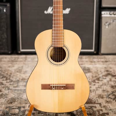 Fender CN-30 Nylon 3/4 Acoustic Guitar - Natural with Gig Bag image 4