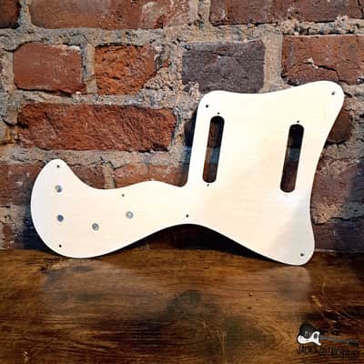 Danelectro Hornet Pickguard (1990s - Aged Cream) image 4